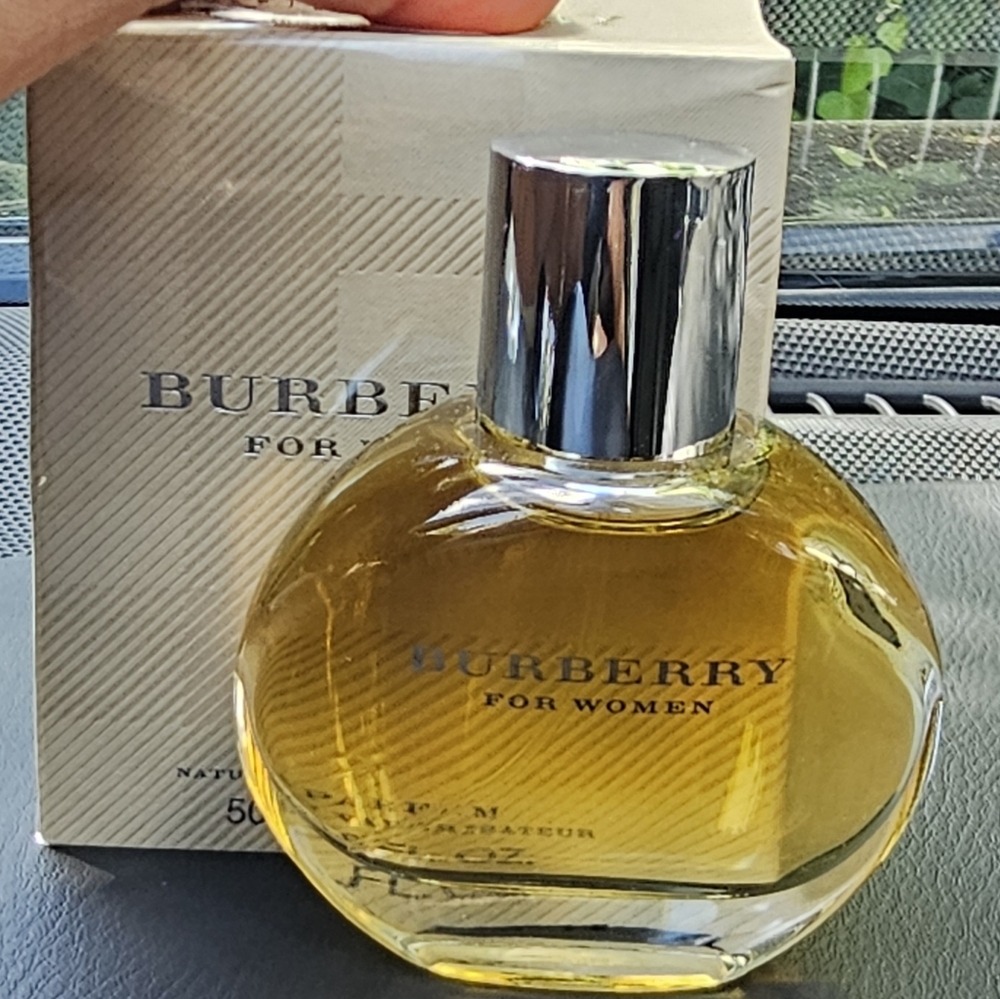 Burberry For Women Perfume